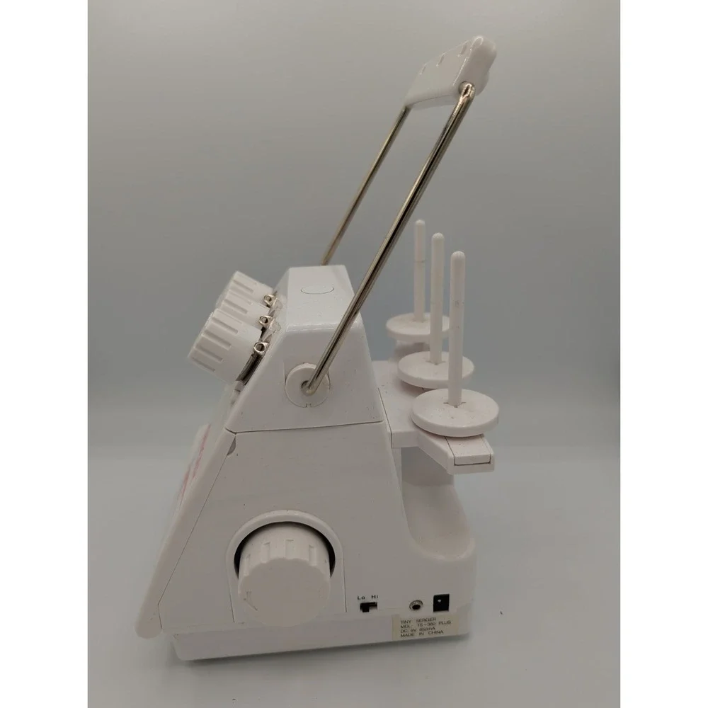 Singer Tiny Serger TS-380 Plus Overedge Sewing Machine Untested Parts Only